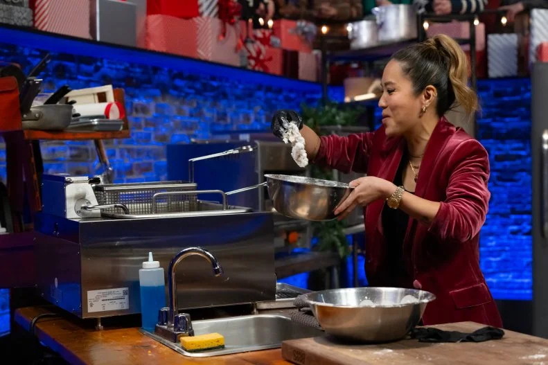 Contender Esther Choi prepares round 1 dish, as seen on Beat Bobby Flay, Hoiliday Throwdown Season 4