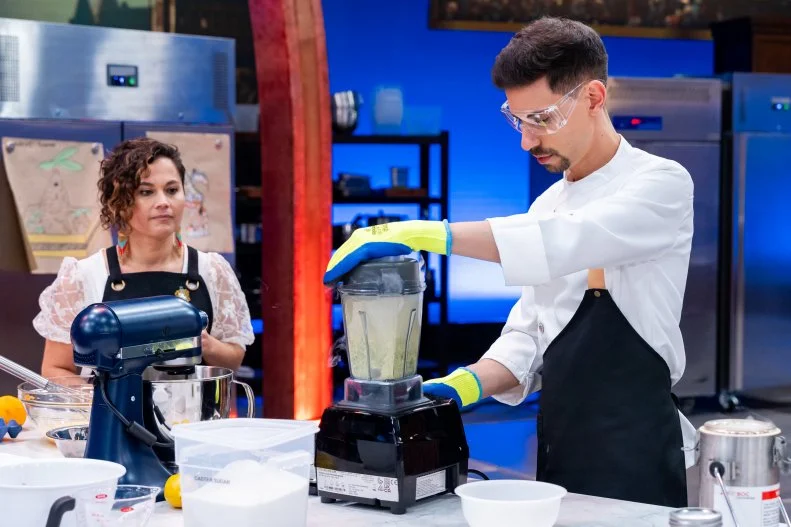 Contestants Rui Mota and Angel Figueroa, as seen on Harry Potter: Wizards of Baking, Season 2.