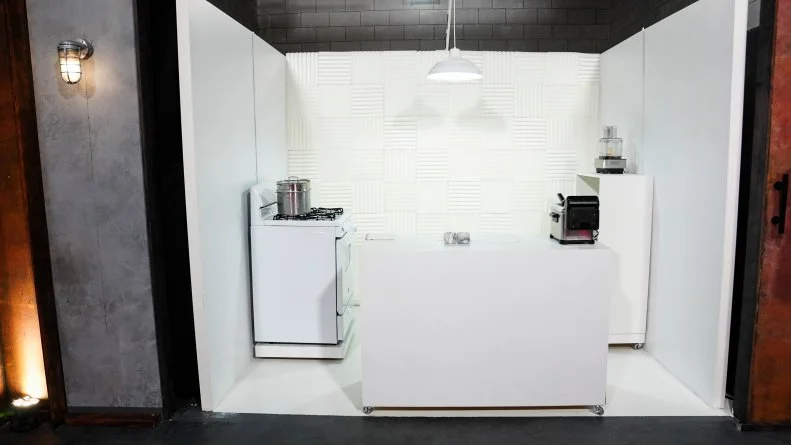 Exile Kitchen - Sabatoge - Deprivation tank, as seen on Cutthroat Kitchen: Knives Out, Season 1.