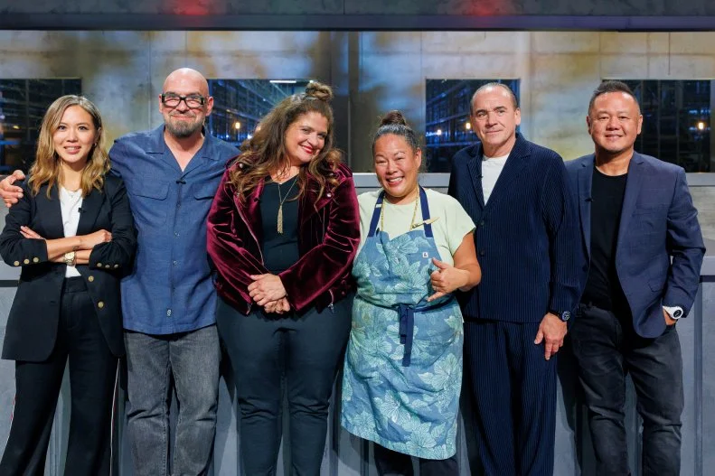 Hosts Michael Symon and Esther Choi, Judges Jean-Georges Vongerichten, Jet Tila and Alex Guarnaschelli, and winner, Lee Anne Wong, portrait, as seen on 24 in 24: Last Chef Standing, Season 3.