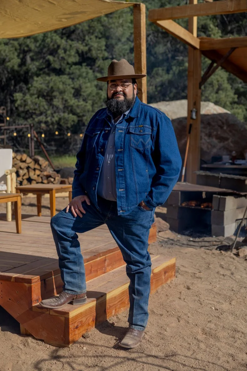 Judge Ernest Servantes during the first Big Burn: “Meet your Competition” as seen on Pit Masters, Season 1.
