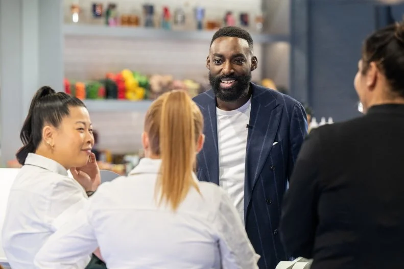 Host Eric Adjepong, Chef Alex Guarnaschelli and contestants Mei Lin, Tiffani Faison and Antonia Lofaso, pick ingredients, as seen on Alex vs America, Season 5.