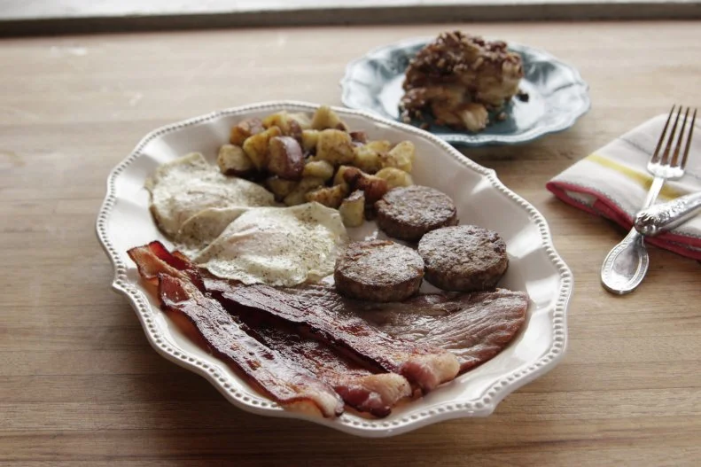 Close-up of Farmer's Breakfast, as seen on The Pioneer Woman, Season 16.
