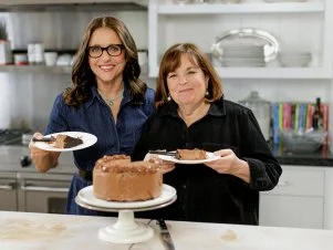 Ina Garten, Julia Louis-Dreyfus and Beatty's Chocolate Cake, as seen on Be My Guest with Ina Garten, Season 6.