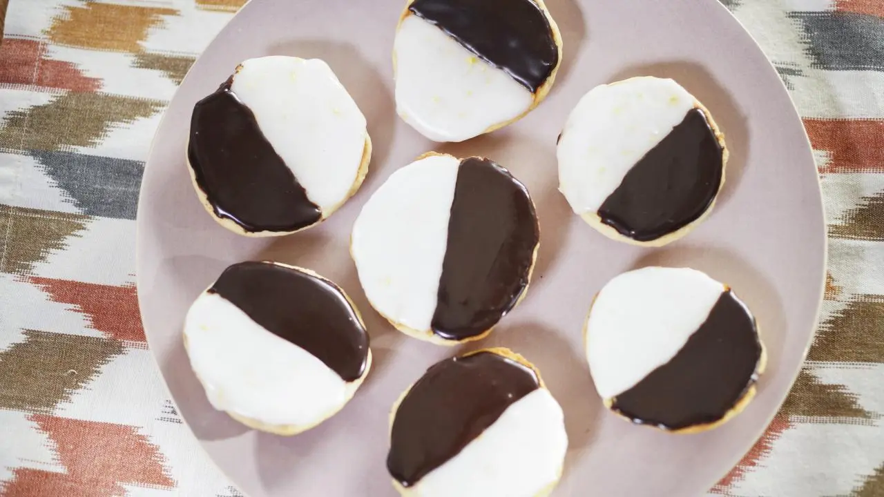 Black and White Cookies Recipe | Alex Guarnaschelli | Food Network