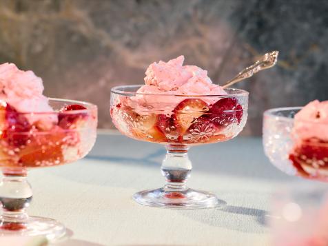 Strawberries with Strawberry Cream