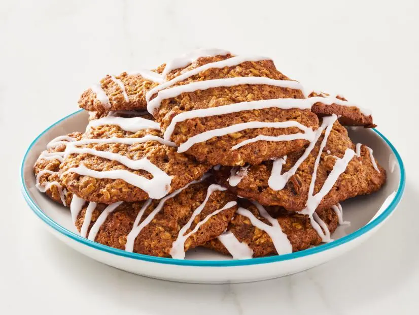 Oatmeal–Almond Butter Cookies. Snacks.