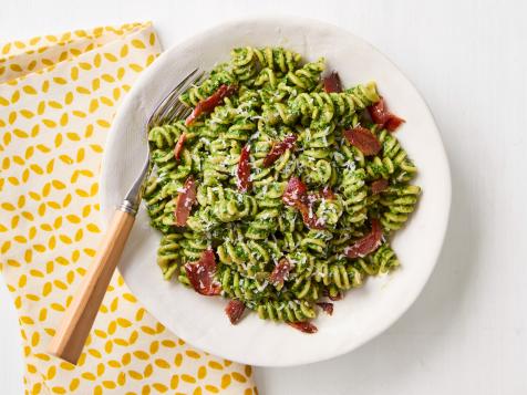 Fusilli with Arugula Pesto and Crispy Pancetta