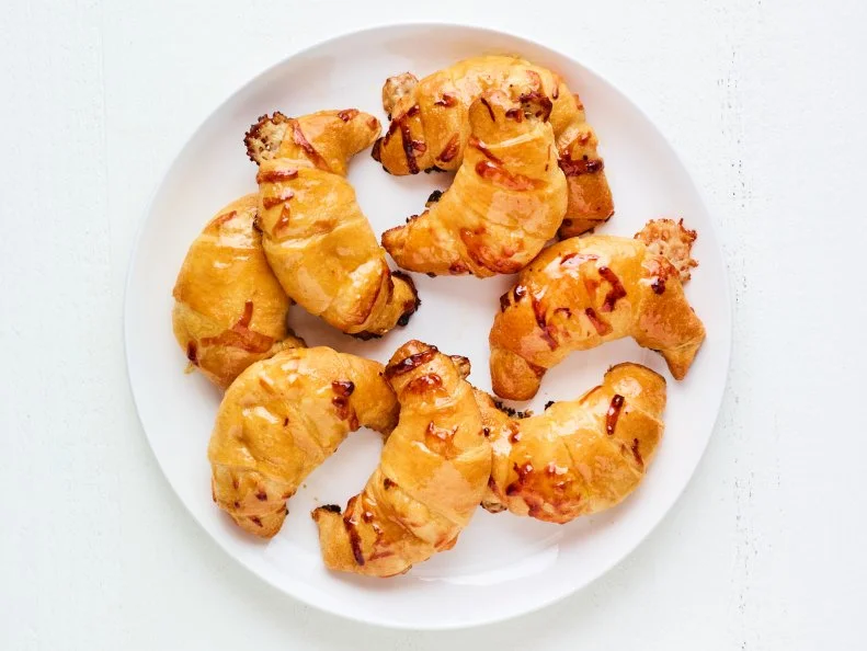 Hot Honey Crescents. Side dishes.