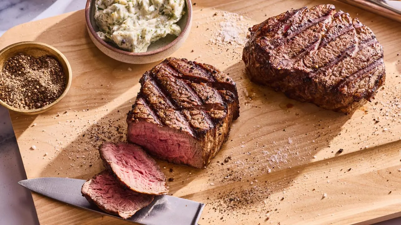How to Grill Filet Mignon Charcoal: Master Perfect Juicy Steaks