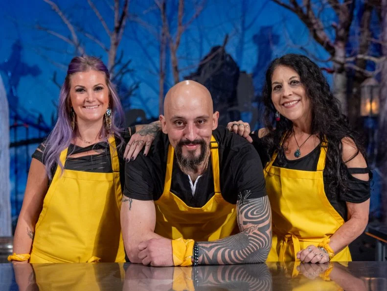 Oven Coven team members Natalie Collins-Fish, David Smith and Kim Simons team photo, as seen on Halloween Wars, Season 15.