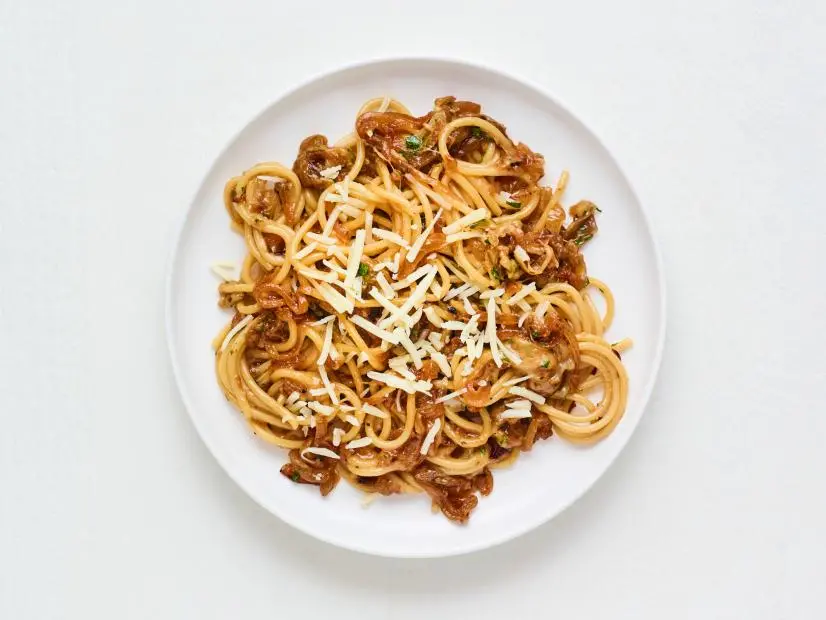 French Onion Spaghetti. Pasta meals. Dinnertime meals.