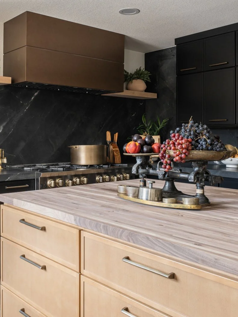 After shot of the kitchen of the Lofaso home, as seen on Sin City Rehab, Season 1.