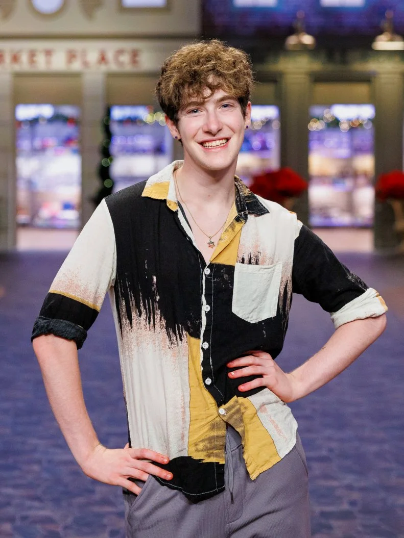 Contestant Nico Alkalay, portrait, as seen on Holiday Baking Championship, Season 12.