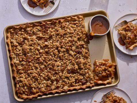 Caramel Apple Crumb Slab Pie