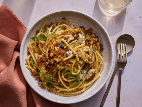 Pasta con le Sarde (Pasta with Sardines)