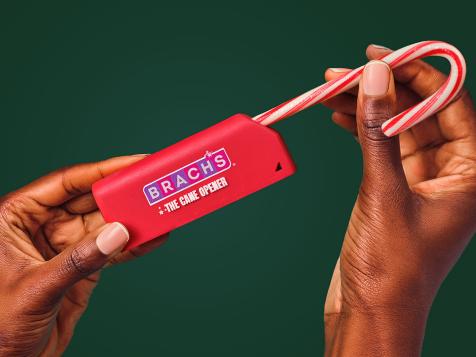 This Clever Gadget Solves One of Our Biggest Holiday Headaches