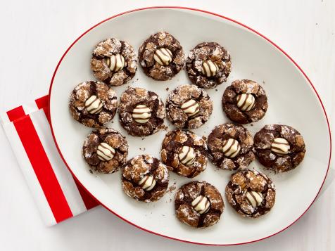 Kahlúa Crinkle Cookies with White Chocolate Kisses