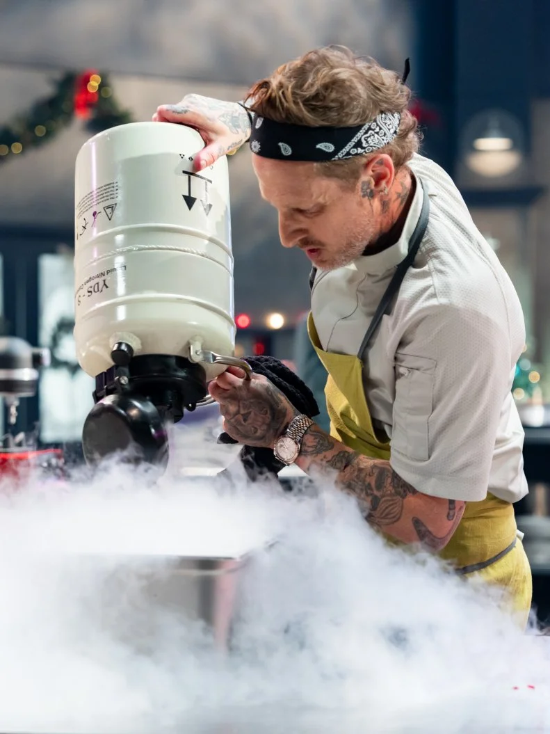 Contestants Michael Voltaggio and Bryan Voltaggio, as seen on Tournament of Champions Holiday, Season 1.