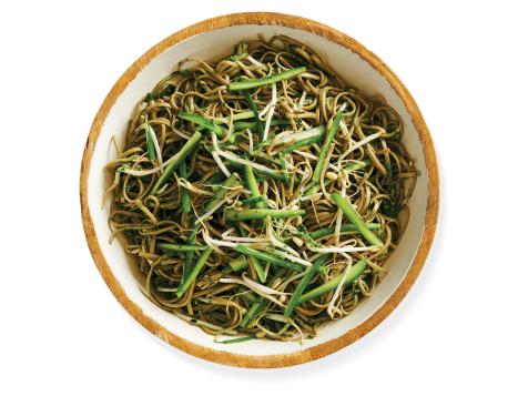 Pesto Soba Noodle Salad