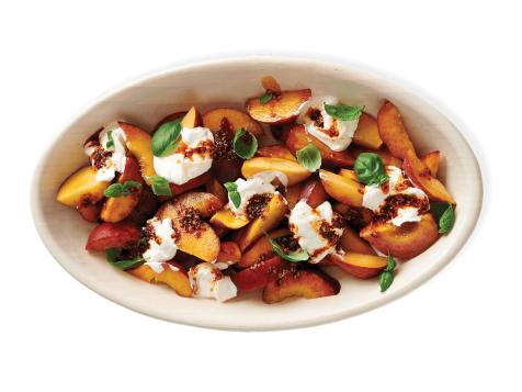 Spicy Peach Salad
