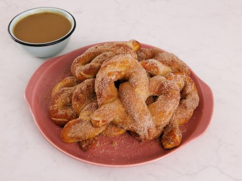 Cinnamon and Sugar Mall Pretzels with Salted Toffee Dipping Sauce