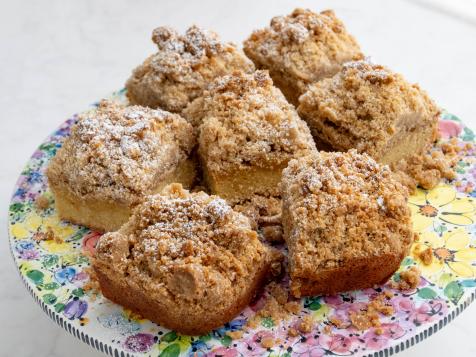 Mile High Classic Top-Heavy Deli Crumb Cake