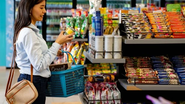 The 8 Healthiest Gas Station Snacks for Your Summer Road Trip, According to Nutritionists