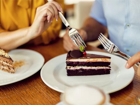 10 Store-Bought Desserts Dietitians Buy When They’re Craving Something Sweet