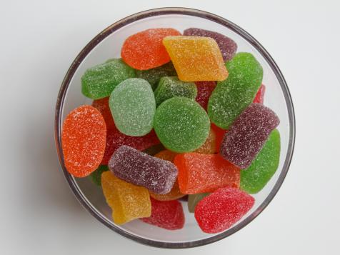 Will That High-Fiber Snack Throw Your Gut for a Loop? Here’s What Experts Want You To Know