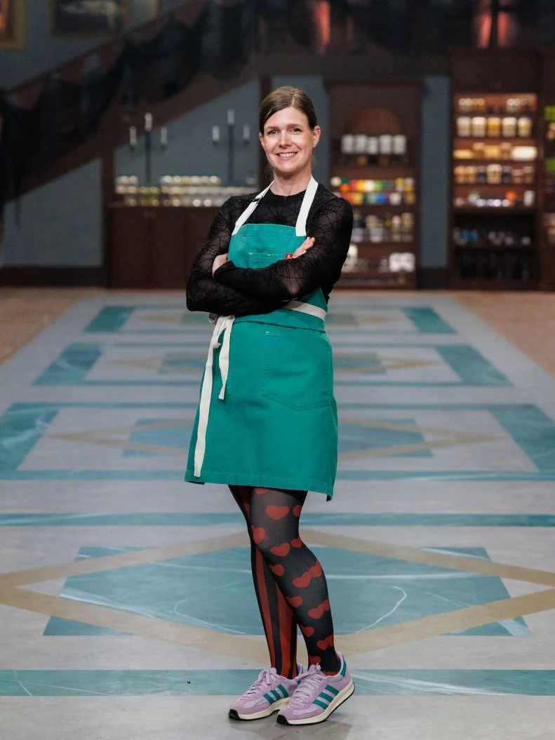 Elizabeth Suwanski, portrait, as seen on Halloween Baking Championship, Season 12.