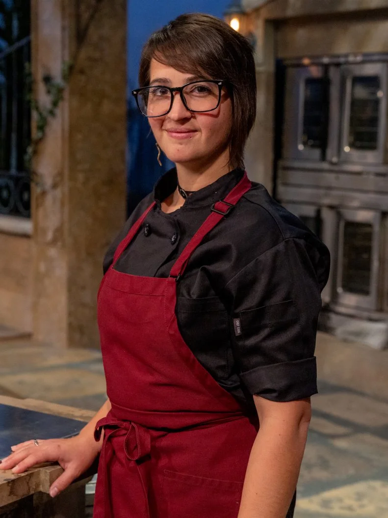 Portrait of Paulina Stovall of team Poisonous Perfection as seen on Halloween Wars, Season 16.