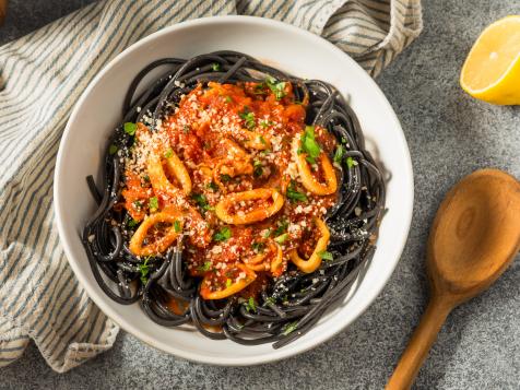 A Complete Guide to Cooking With Squid Ink