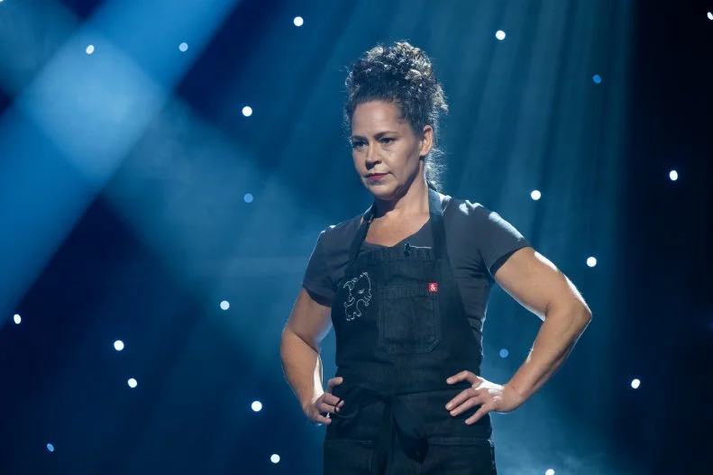 Iron Chef Stephanie Izard is introduced during a special Iron Chef battle, as seen on Alex vs America, Season 4.