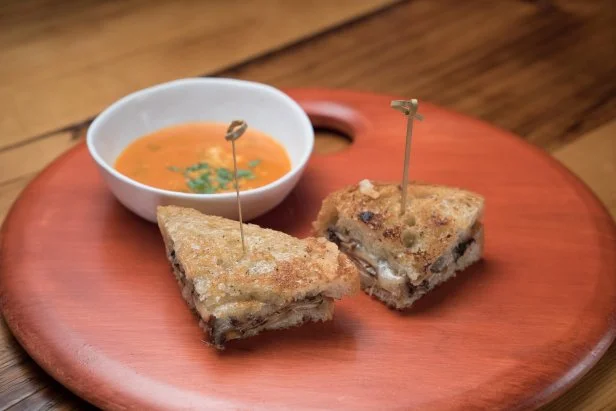 Bobby Flay's grilled cheese sandwich and tomato soup, as seen on Food Network's Beat Bobby Flay, Season 10.