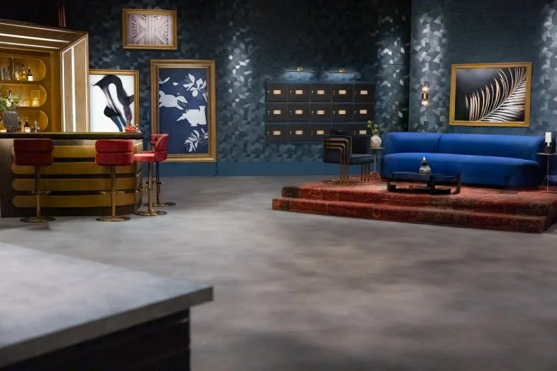 Set Details, as seen on Bobby’s Triple Threat, Season 5