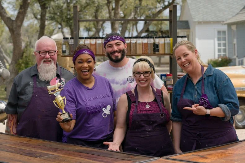 Host Sunny Anderson and her team, contestants Ray Lampe, Logan Sandoval, Ashley Taylor and Andrea Nicholson win the 3rd Annual BBQ Relay Race, as seen on BBQ Brawl, Season 5.