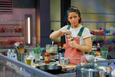 Molly Yeh Competes on '24. in 24: Last Chef Standing' | Food Network