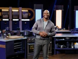 Host Terry Crews portrait, as seen on 100 Cooks, Season 1.