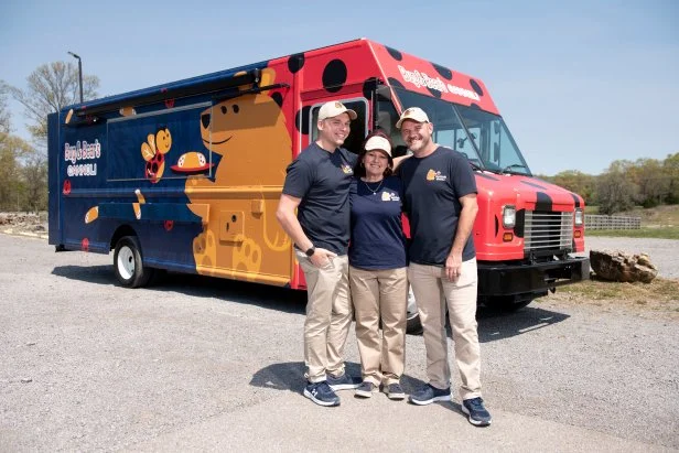 Meet the Teams Competing on Season 19 of The Great Food Truck Race | Food  Network
