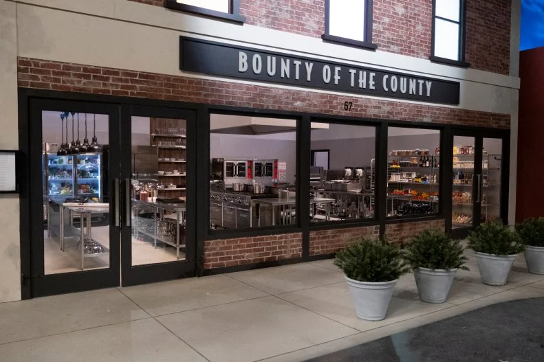 Bounty of the County fine-dining restaurant on Flavortown Food Fight