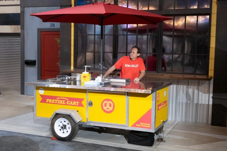 The Awesome Pretzel Cart on Flavortown Food Fight