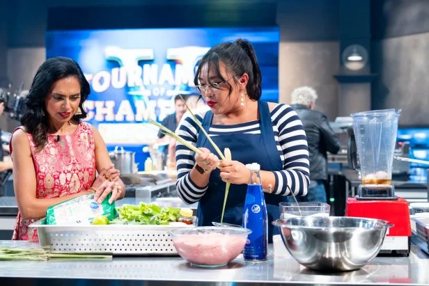 Maneet Chauhan and contestant Nini Nguyen during The Qualifiers, as seen on Tournament of Champions, Season 5.
