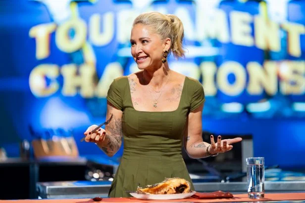 Judge Brooke Williamson samples Jet Tila’s dish during judging, as seen on Tournament of Champions, Season 7.