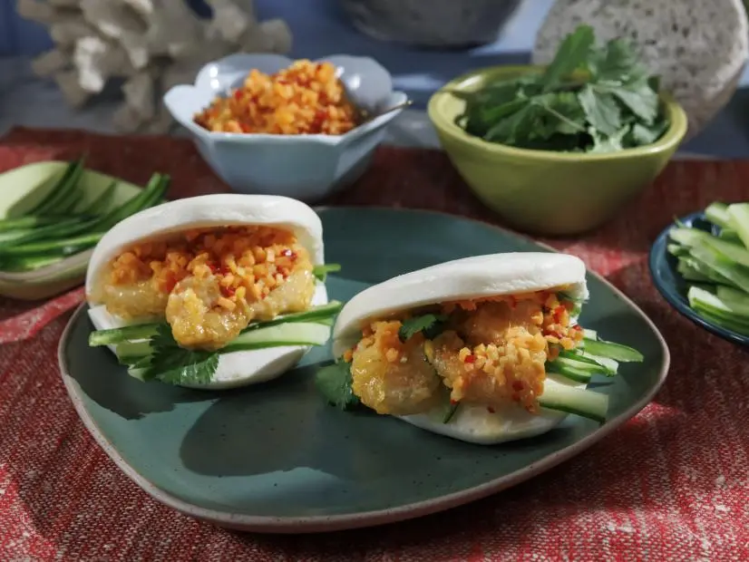 Jeff Mauro's Bang Bang Shrimp Shrimp Bao Bao Beauty, as seen on The Kitchen, Qatar Special.