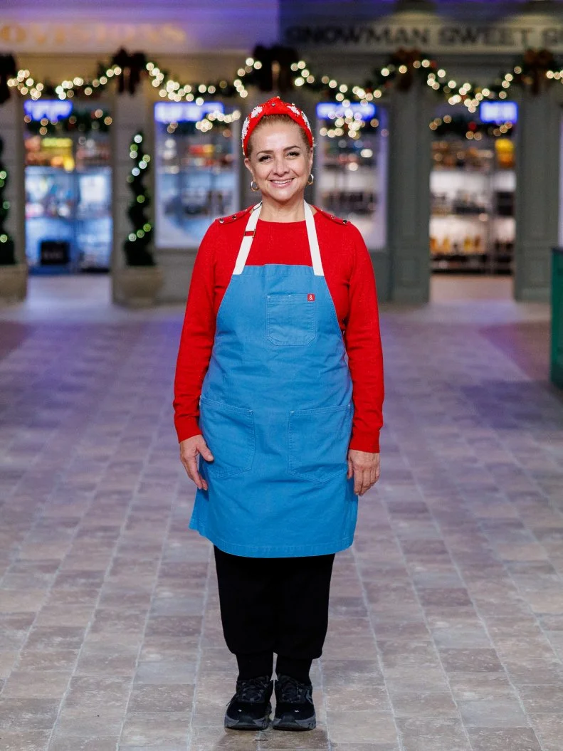 Jessie Lopez portrait, as seen on Holiday Baking Championship, Season 13.