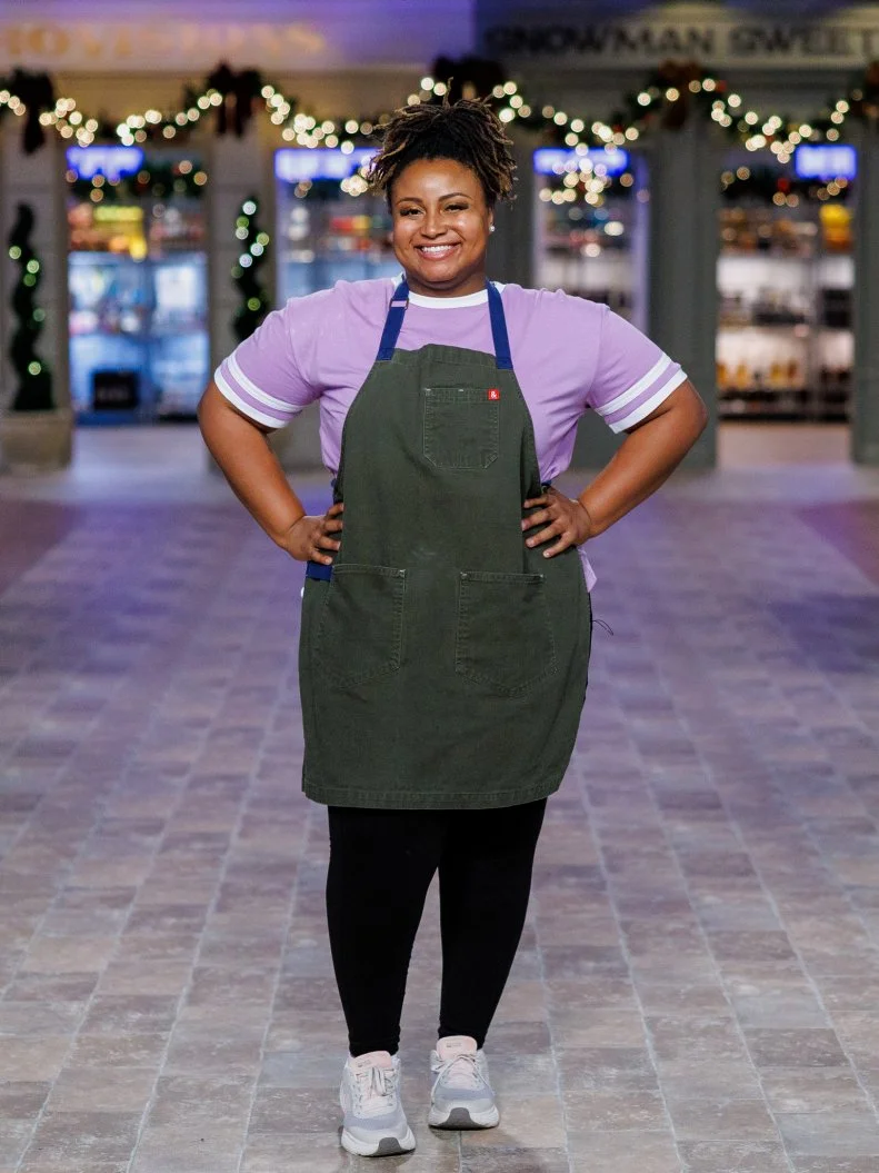 Montanna Brumfield portrait, as seen on Holiday Baking Championship, Season 13.