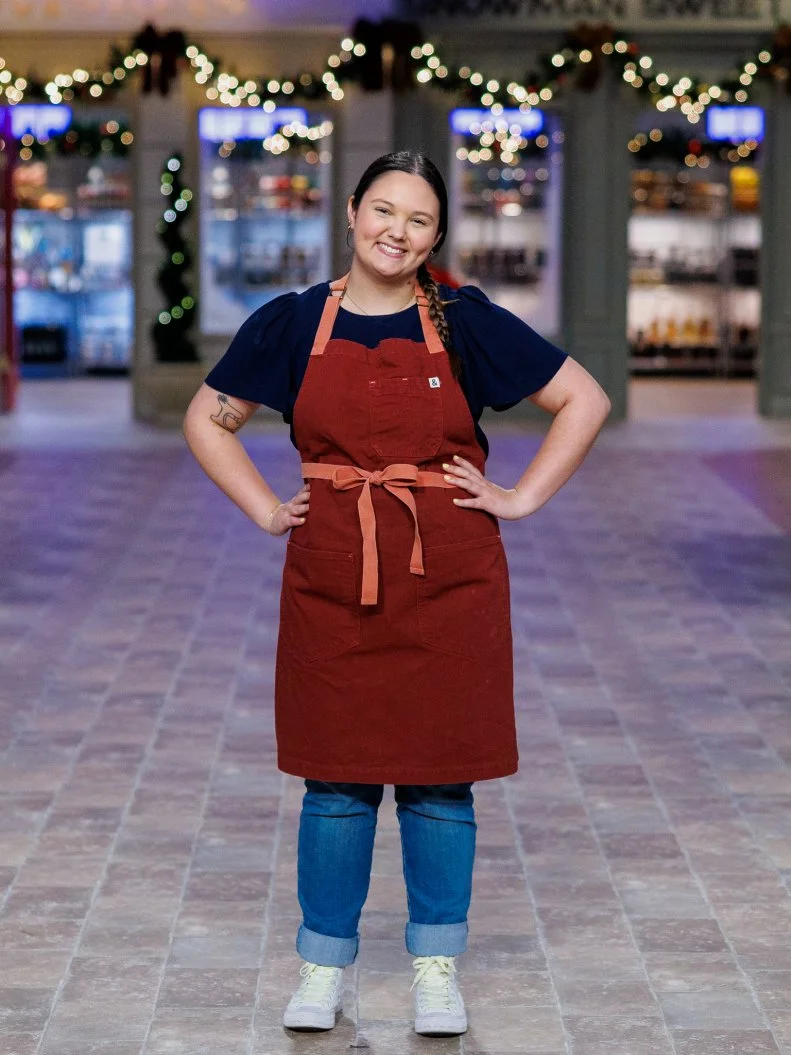 Contestant Audri Fleming, portrait, as seen on Holiday Baking Championship, Season 13.
