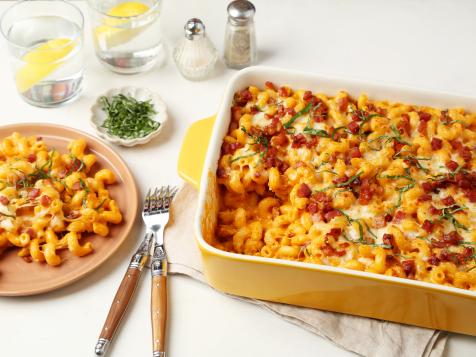 Vodka Sauce Mac and Cheese