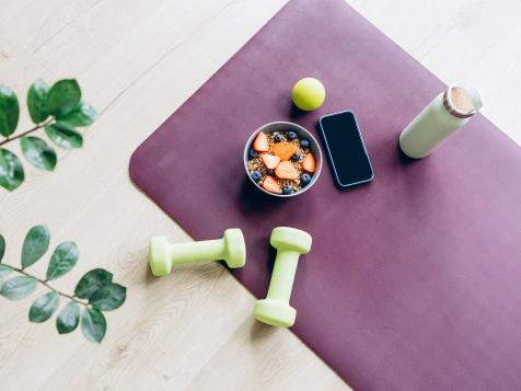 We Asked 4 Dietitians if You Should Eat Before a Morning Workout, and They All Said the Same Thing